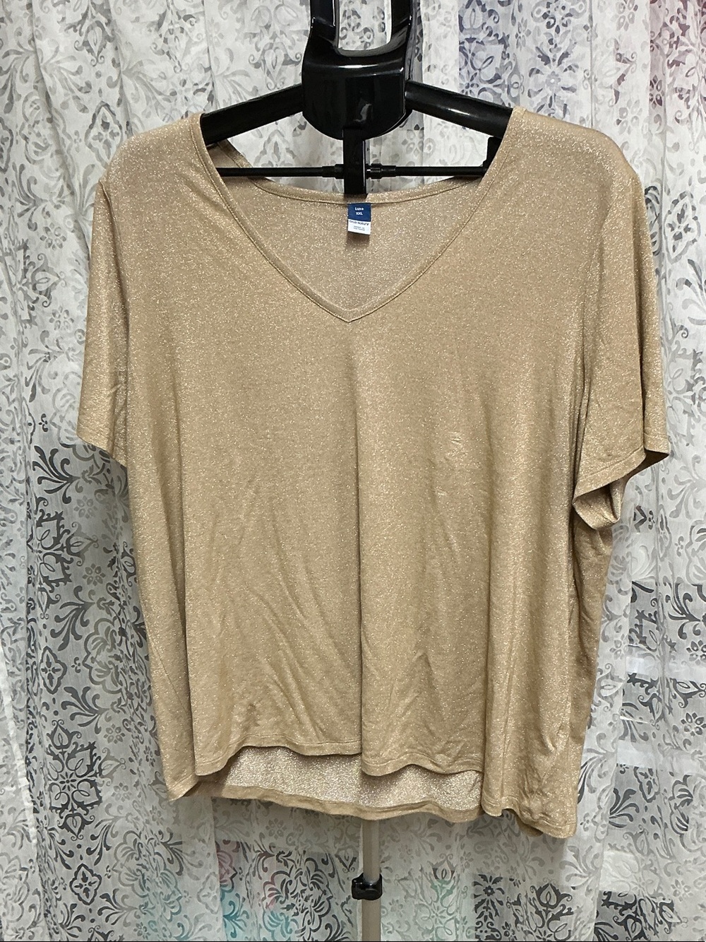 ❤️ Old Navy Shimmer Luxe V-Neck Short Sleeve Top in Champagne Gold XXL